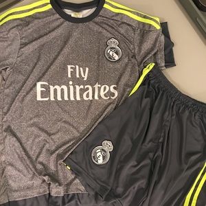 Ronaldo boys shirt and shorts, EUC, size S